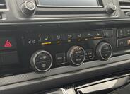 Volkswagen Multivan 25