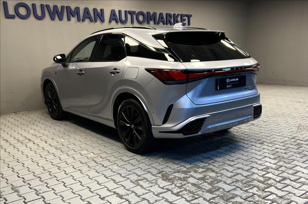 Lexus RX 500h SUV 2,4 l 273 kw