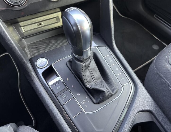 Volkswagen Tiguan SUV / Terénní 1,5 l 110 kw