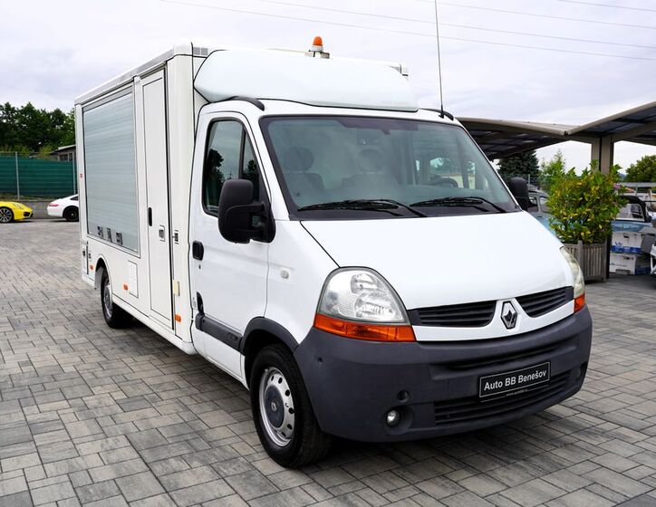 Renault Master 8