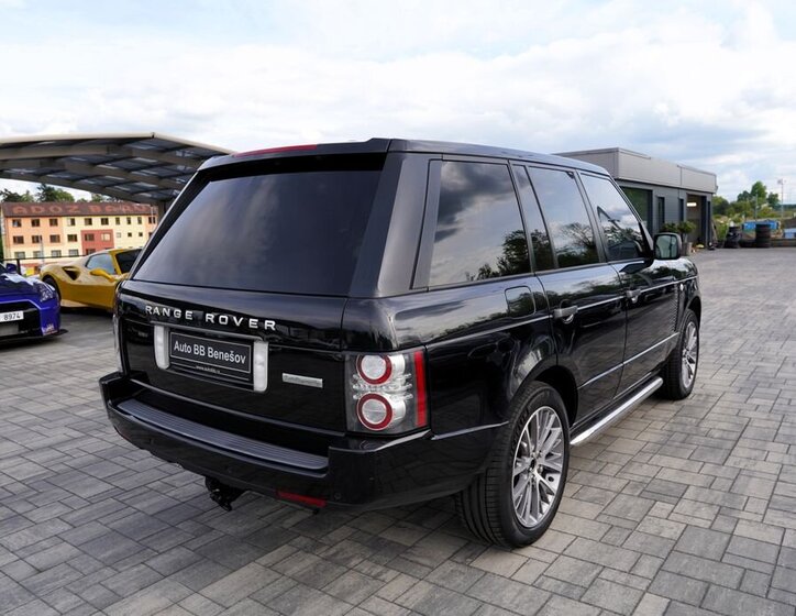 Land Rover Range Rover SUV / Terénní 4,4 l 230 kw