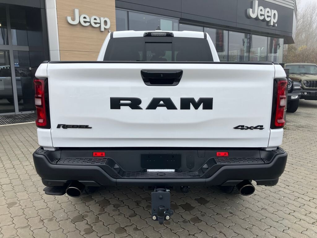 Dodge RAM Pick-up 3,0 l 313 kw