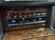 Mercedes-Benz Třídy E 27