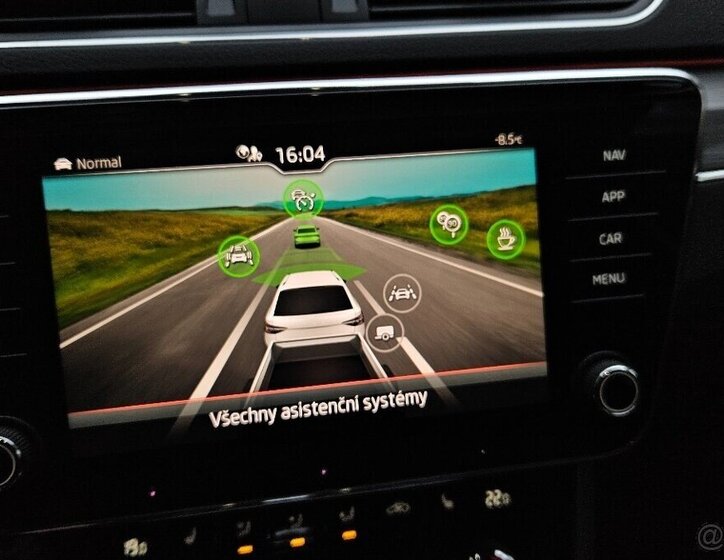 Škoda Superb Kombi 0,0 206 kw