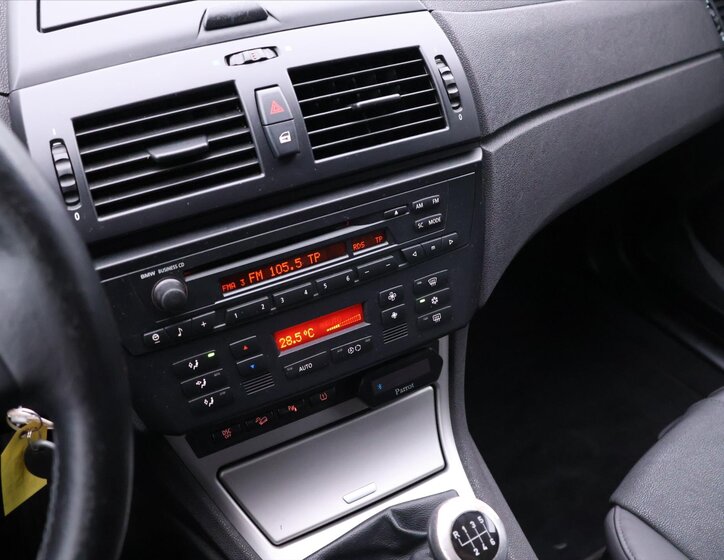 BMW X3 SUV / Terénní 2,0 l 110 kw