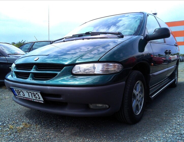Chrysler Grand Voyager Kombi 3,3 l 116 kw