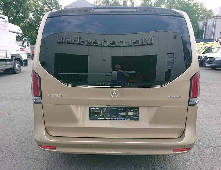 Mercedes-Benz Třídy V MPV 2,0 l 140 kw