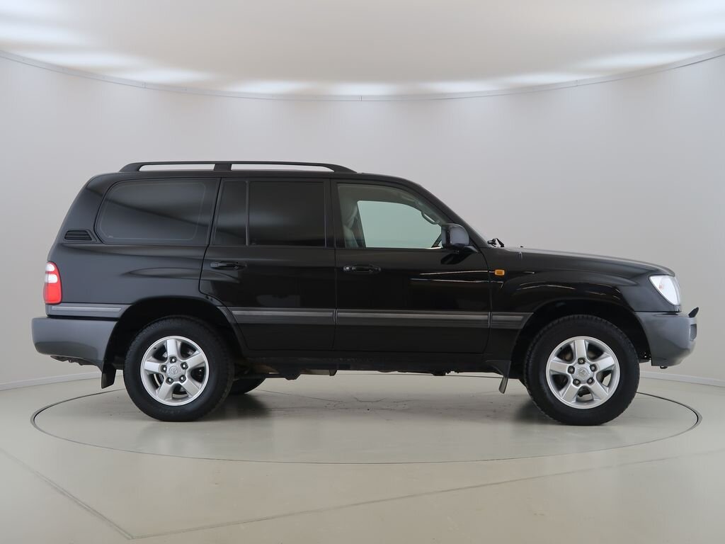 Toyota Land Cruiser SUV 4,7 l 175 kw