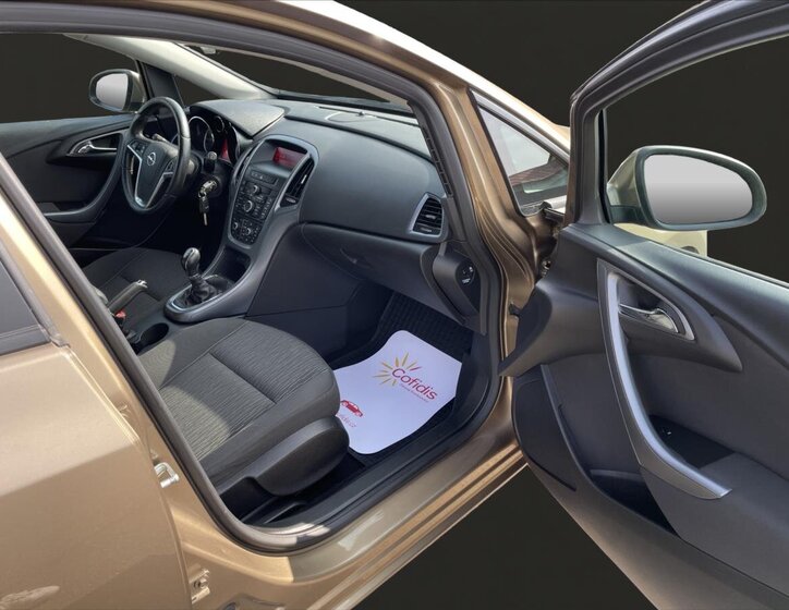 Opel Astra Hatchback 1,6 l 85 kw