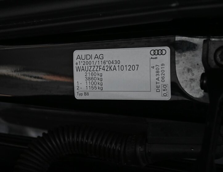 Audi A4 Kombi 2,0 l 140 kw