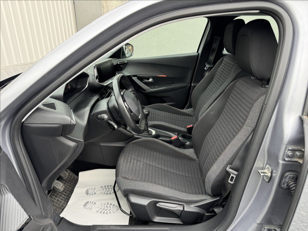 Peugeot 2008 SUV / Terénní 1,2 l 96 kw