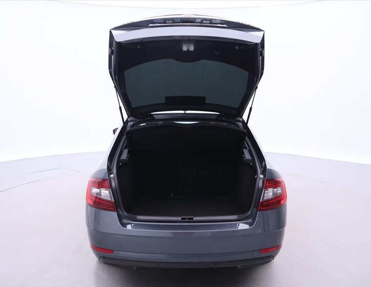 Škoda Octavia Liftback 2,0 l 110 kw