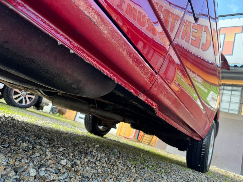 Volkswagen Transporter Kombi 2,5 l 65 kw