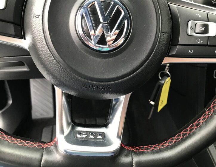 Volkswagen Golf Hatchback 2,0 l 169 kw