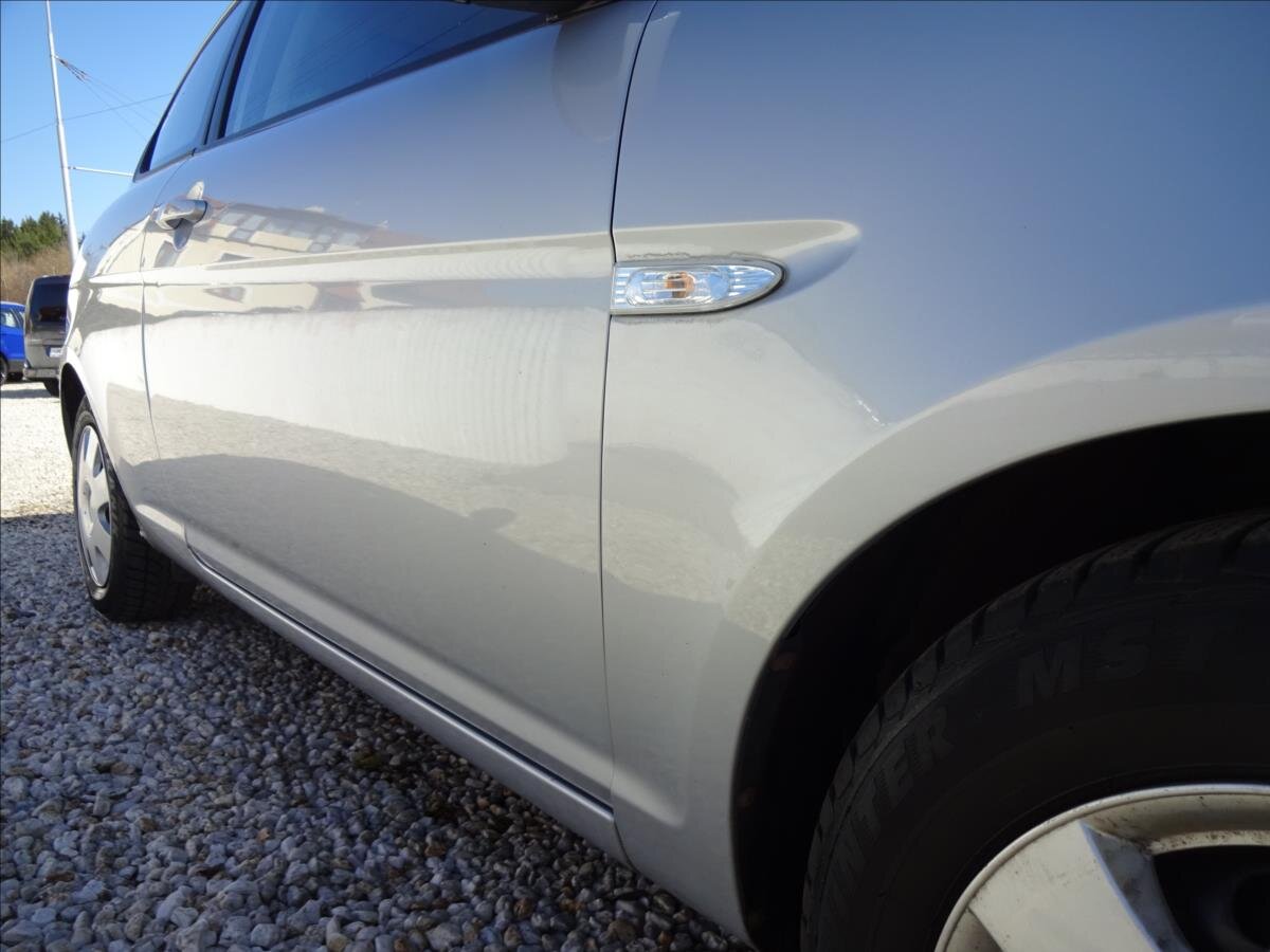 Hyundai Accent Hatchback 1,4 l 71 kw