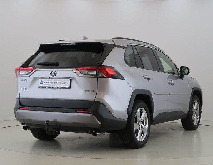 Toyota RAV4 SUV / Terénní 2,5 l 131 kw