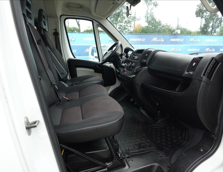 Peugeot Boxer Ostatní 2,0 l 96 kw