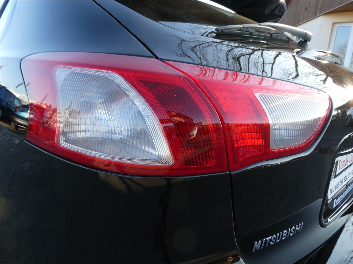 Mitsubishi Lancer Hatchback 1,8 l 105 kw