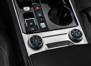 Volkswagen Touareg 19