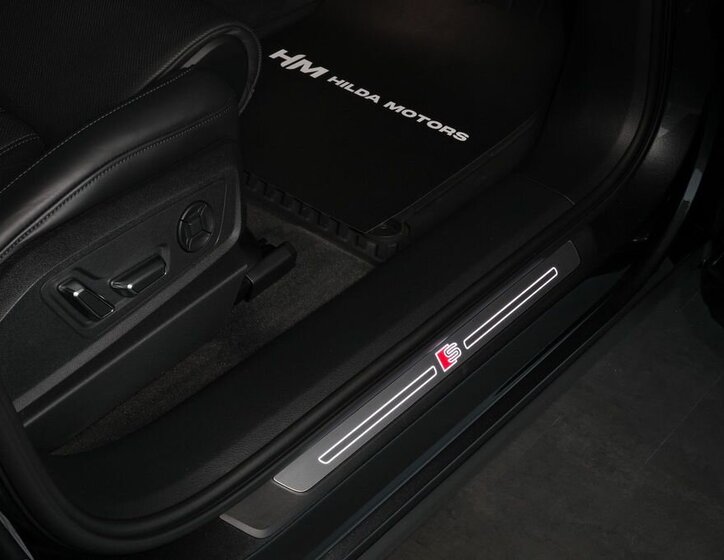 Audi e-tron SUV / Terénní 0,0 300 kw