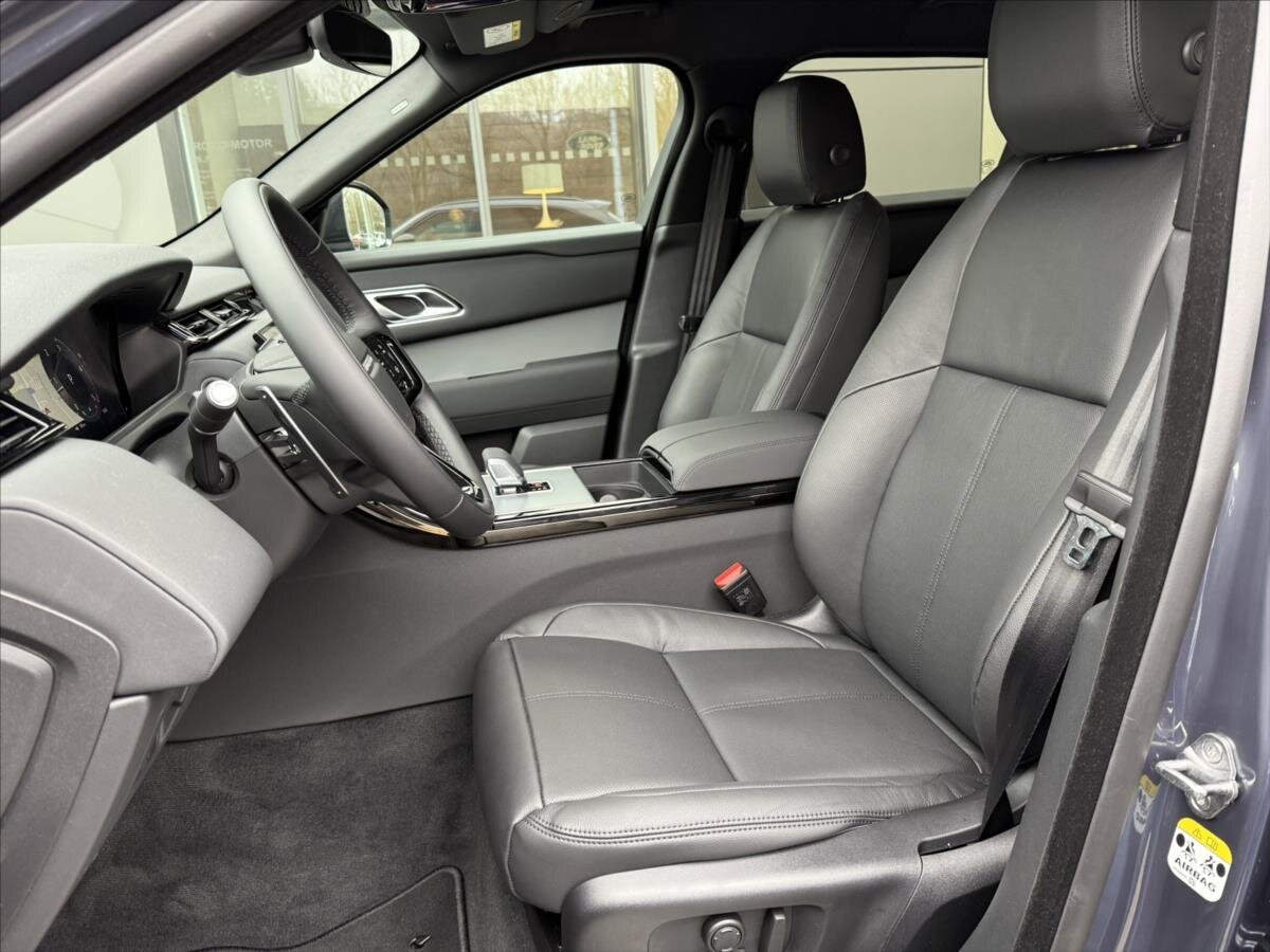Land Rover Range Rover Velar SUV 2,0 l 150 kw