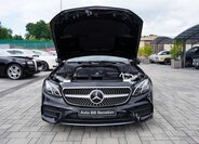 Mercedes-Benz Třídy E Kupé 2,0 l 180 kw