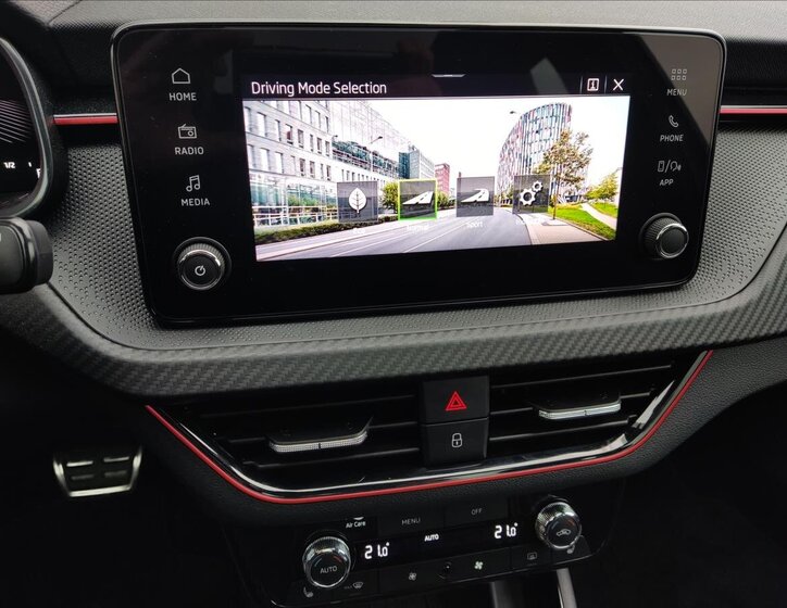 Škoda Scala Hatchback 999,0 85 kw