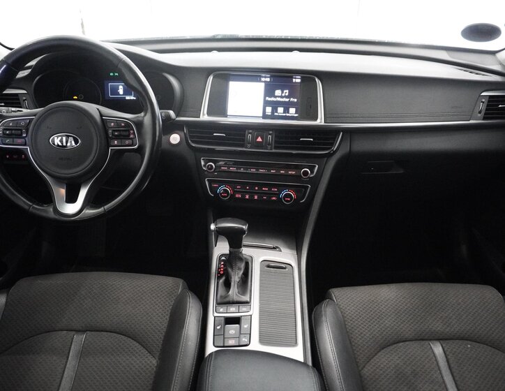 KIA Optima Kombi 2,0 l 151 kw