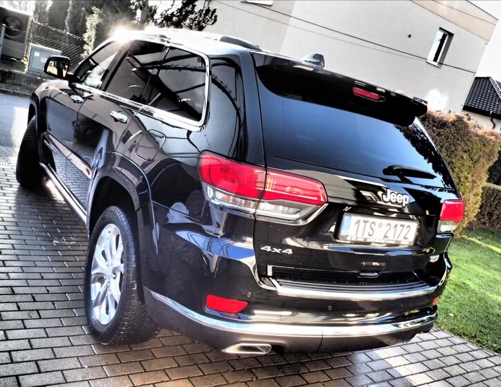 Jeep Grand Cherokee 5