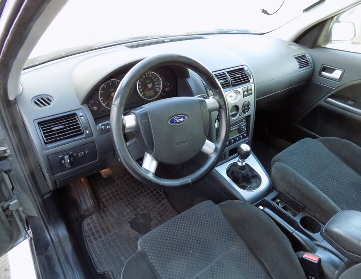 Ford Mondeo Kombi 2,0 l 107 kw