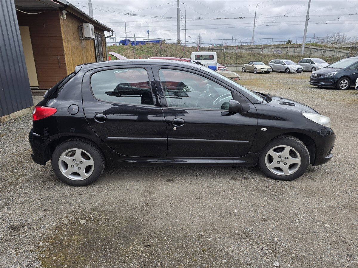 Peugeot 206 Hatchback 1,1 l 44 kw