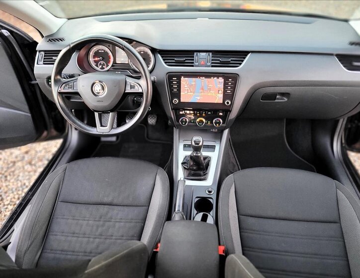 Škoda Octavia 19