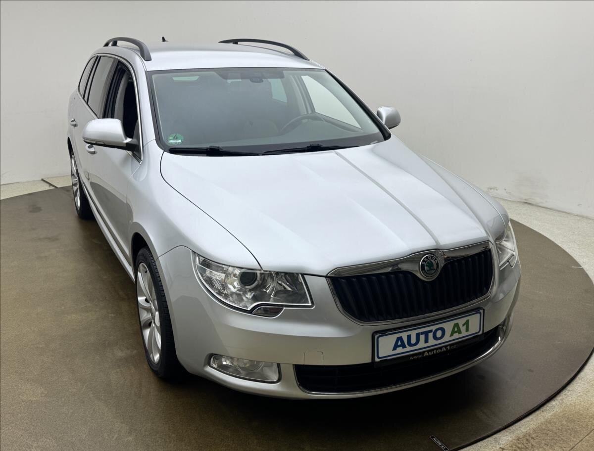Škoda Superb Kombi 2,0 l 103 kw