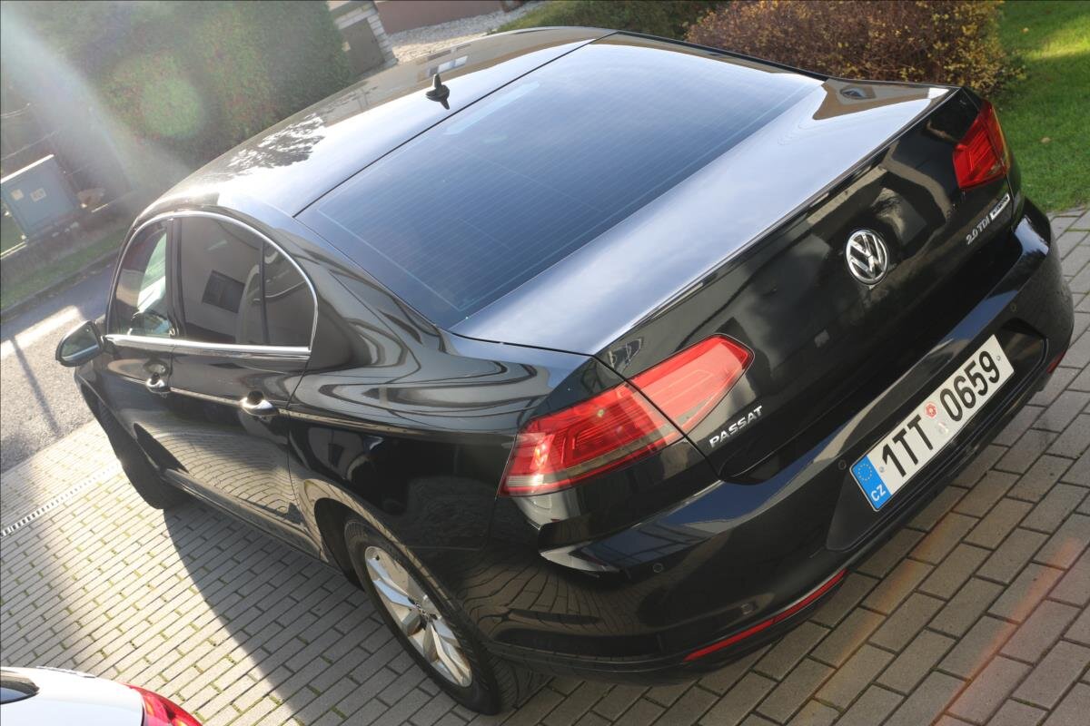 Volkswagen Passat Sedan / Limuzína 2,0 l 110 kw