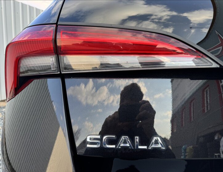 Škoda Scala Hatchback 1,5 l 110 kw