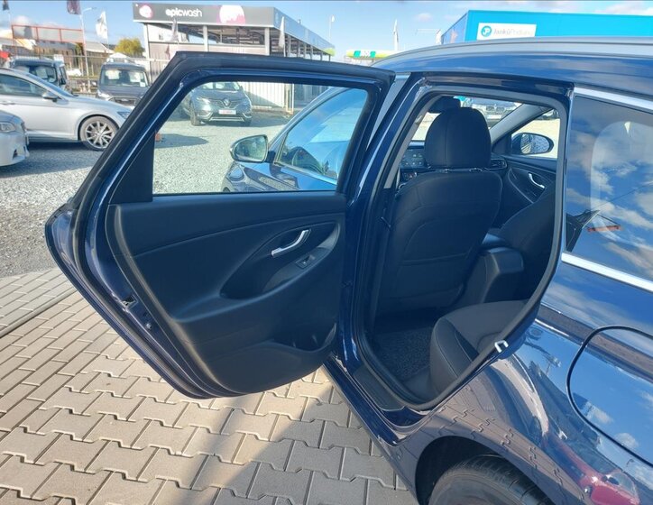 Hyundai i30 Kombi 1,6 l 85 kw