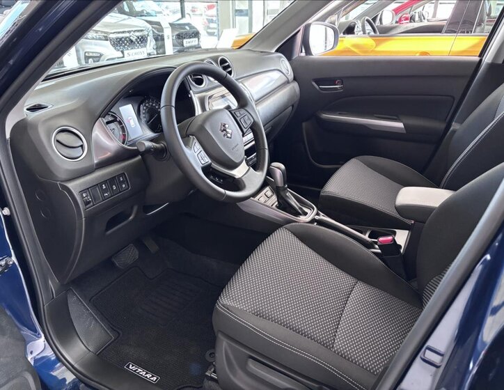 Suzuki Vitara SUV / Terénní 1,4 l 81 kw