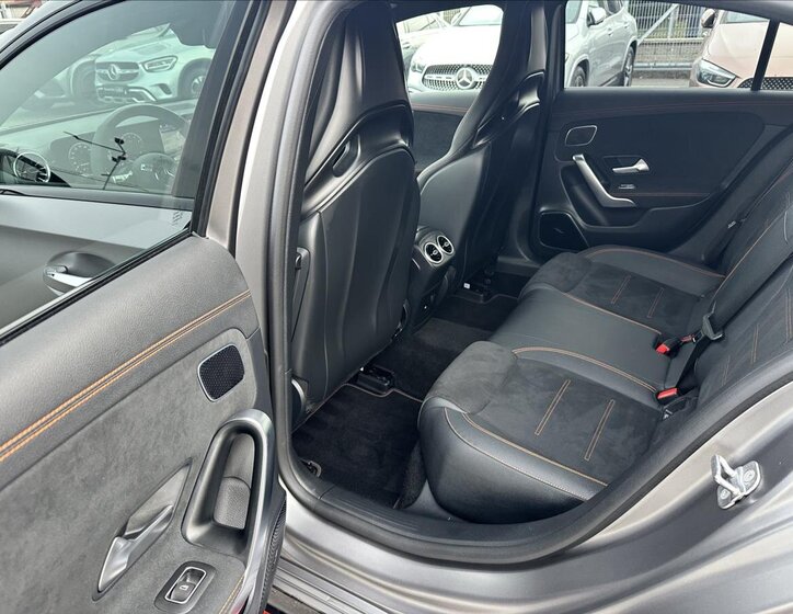 Mercedes-Benz Třídy A 11