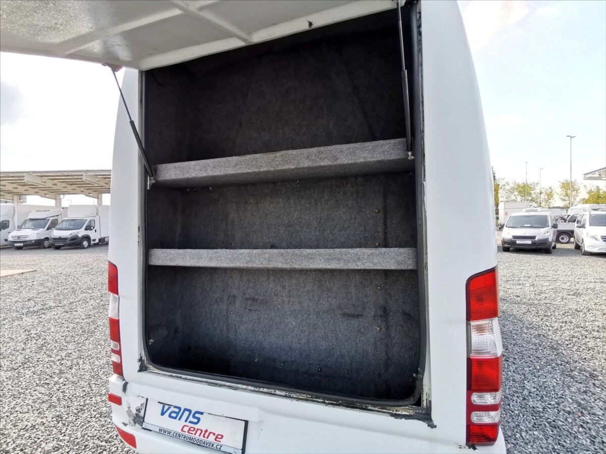 Mercedes-Benz Ostatní Ostatní 2,1 l 120 kw