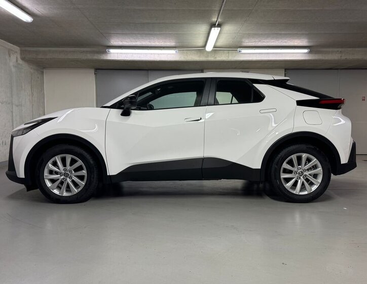 Toyota C-HR Hatchback 1,8 l 90 kw