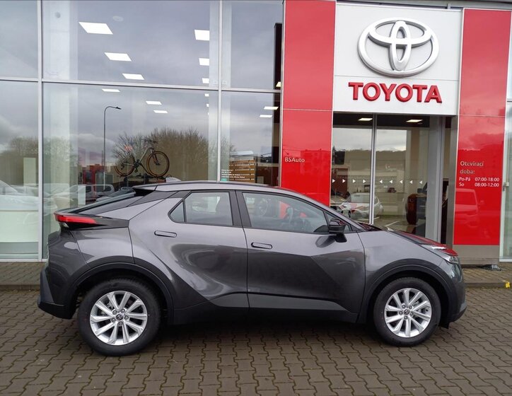 Toyota C-HR Hatchback 1,8 l 103 kw