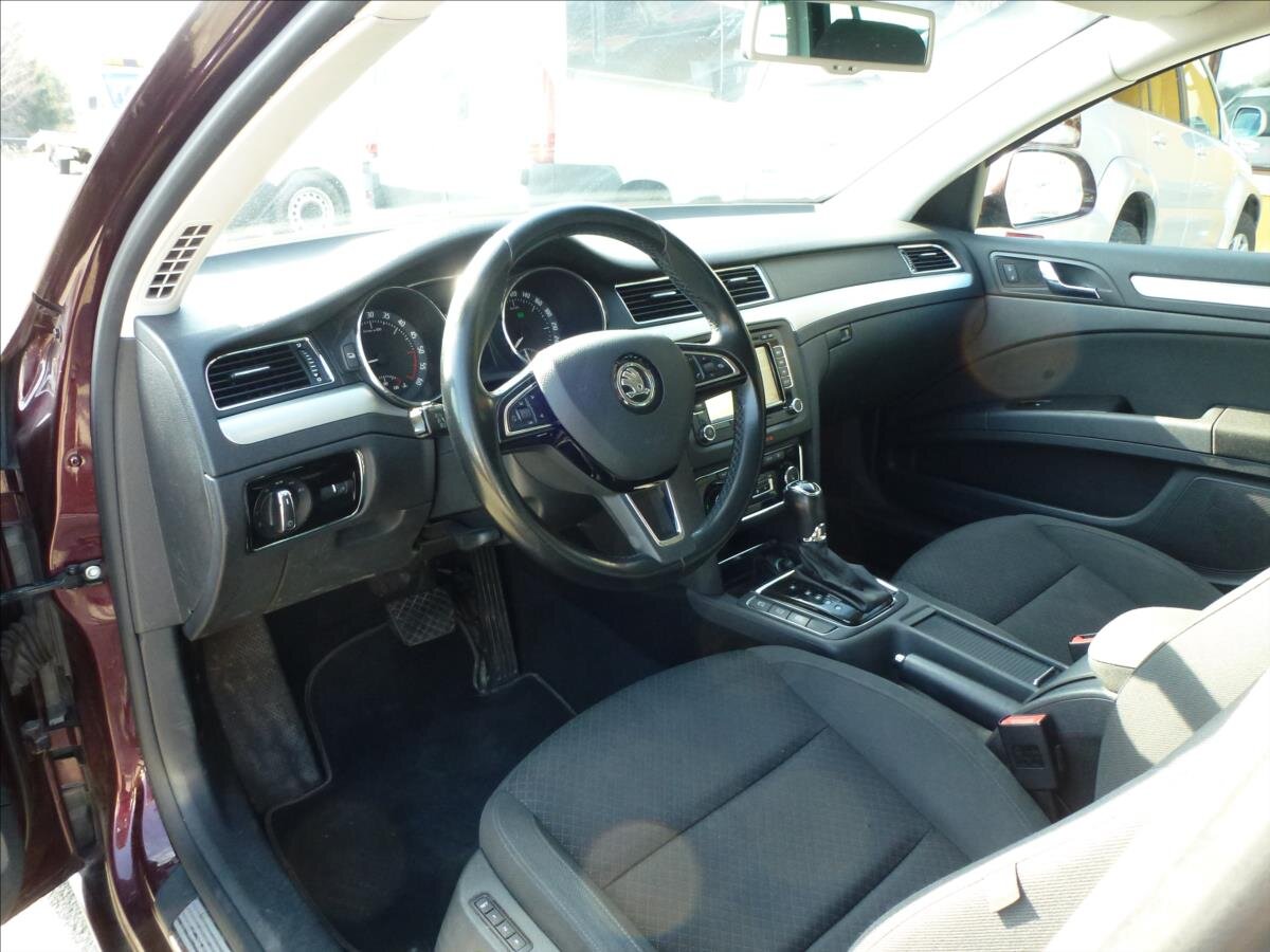 Škoda Superb Kombi 2,0 l 125 kw