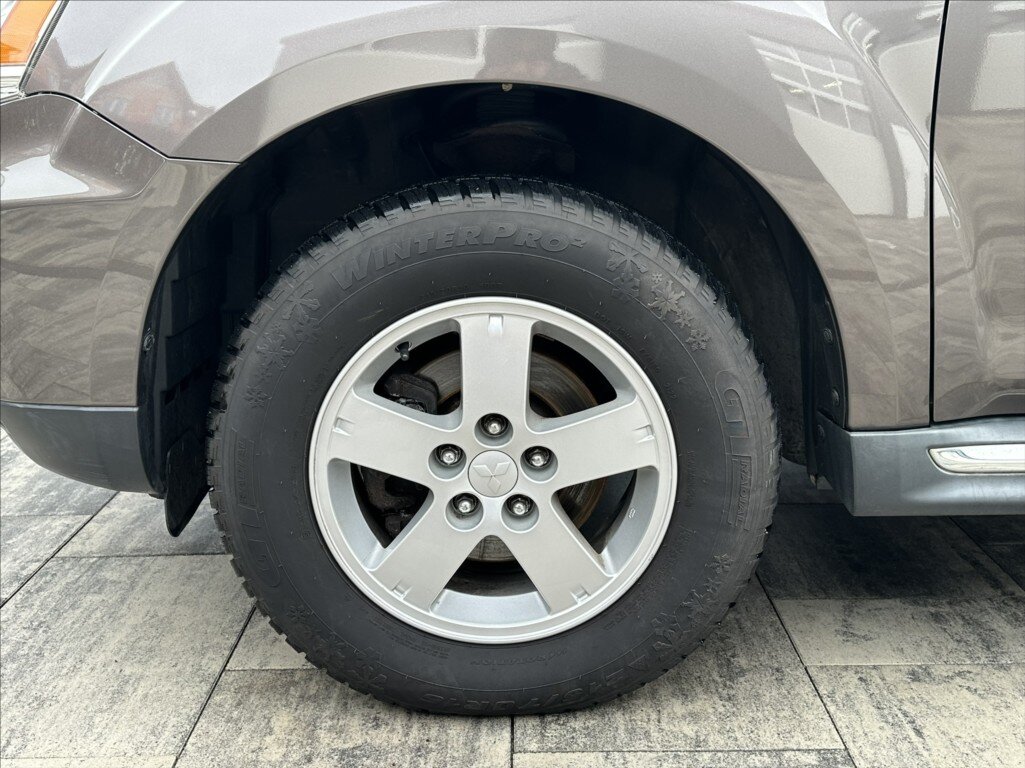 Mitsubishi Outlander SUV 2,3 l 130 kw