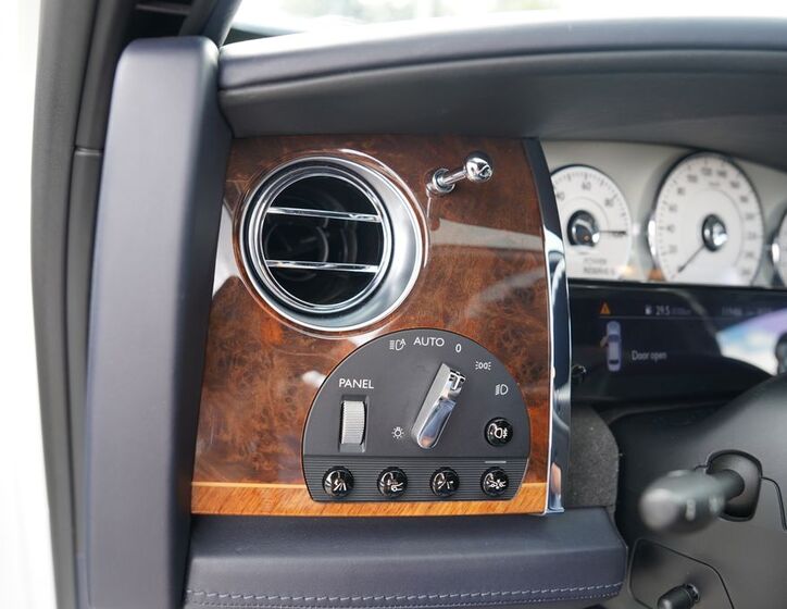 Rolls-Royce Ghost 38