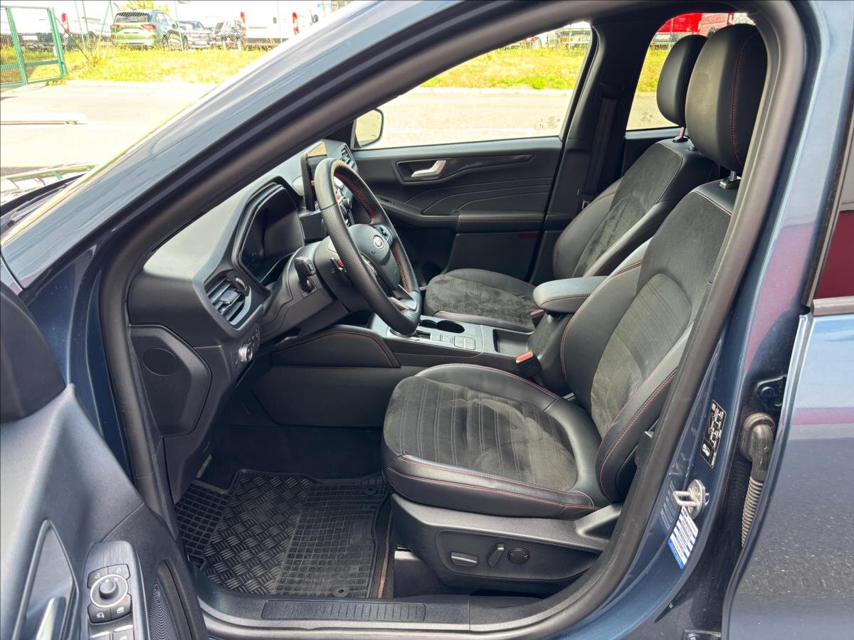 Ford Kuga SUV / Terénní 2,0 l 88 kw
