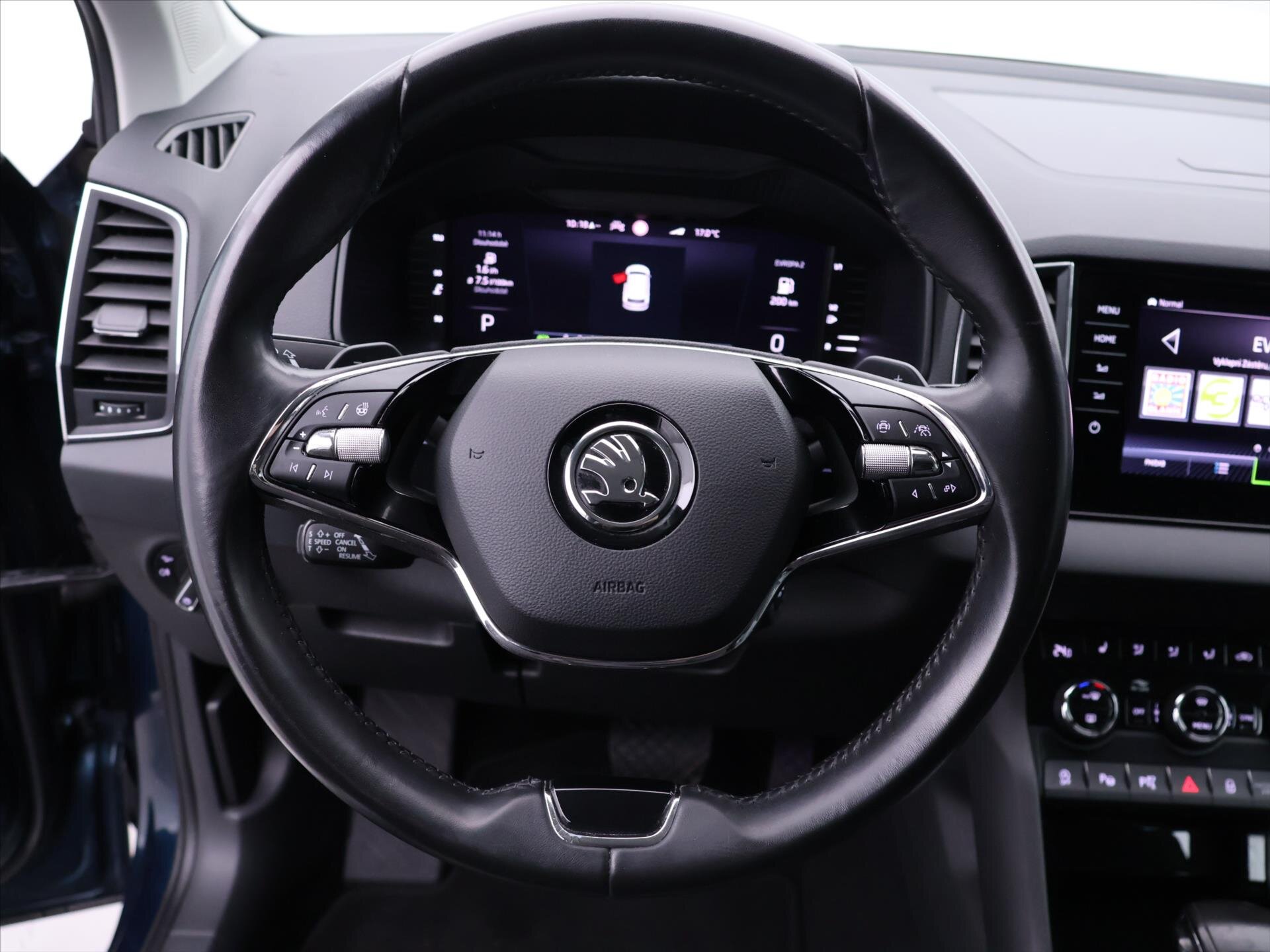 Škoda Karoq SUV 1,5 l 110 kw