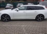 Volvo V90 2