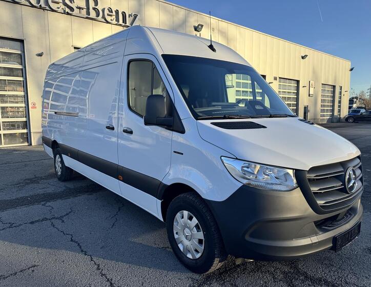 Mercedes-Benz Sprinter 7
