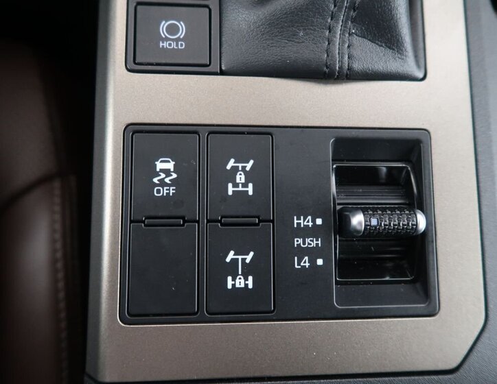 Toyota Land Cruiser SUV / Terénní 2,8 l 151 kw