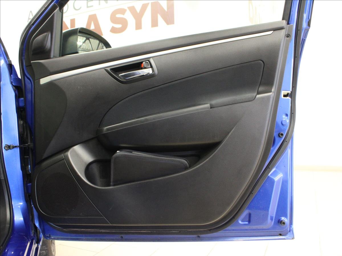 Suzuki Swift Hatchback 1,2 l 69 kw